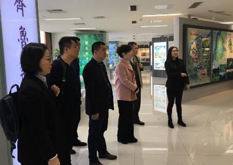 天朗控股集团董事长孙茵女士赴济南考察西城集团洽谈西城新区产业布局